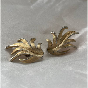 Vintage Trifari Feather Leaf Earrings